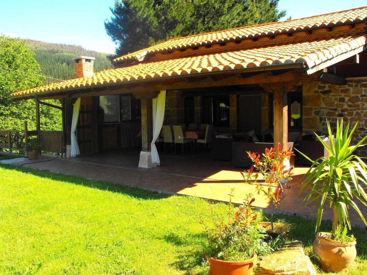 Casa De Pueblo Las Golondrinas De Luena San Miguel de Luena Εξωτερικό φωτογραφία